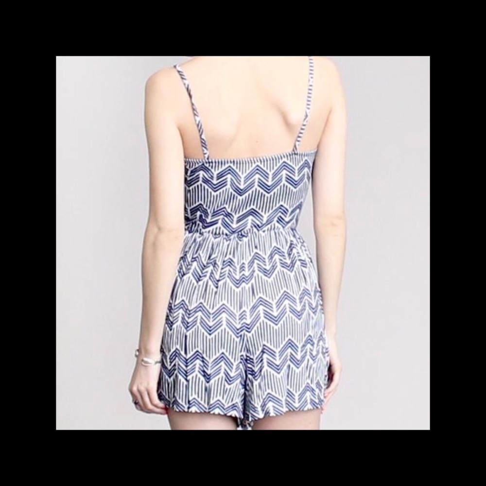 Chevron Romper - Picture 3 of 4